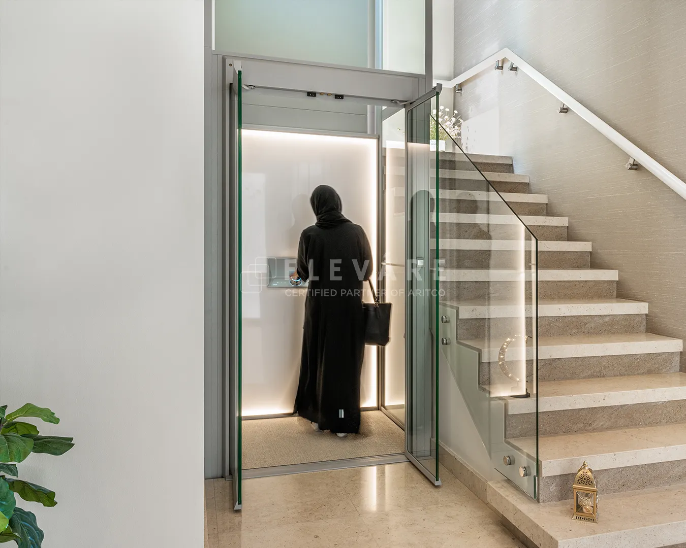 lift rumah