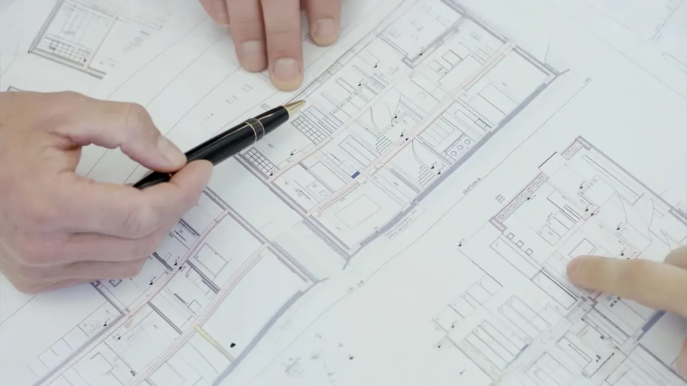 Drawing lift rumah untuk menentukan posisi shaft, area landing, arah pintu, dan integrasi home lift sejak layout awal